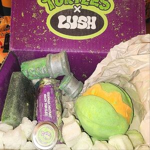Lush and Teenage Mutant Turtles collab!